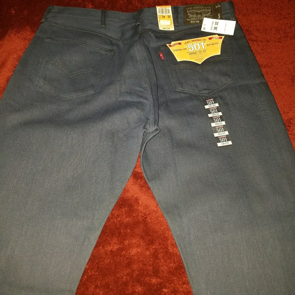 Men's 501 Levi Jeans (brand new)